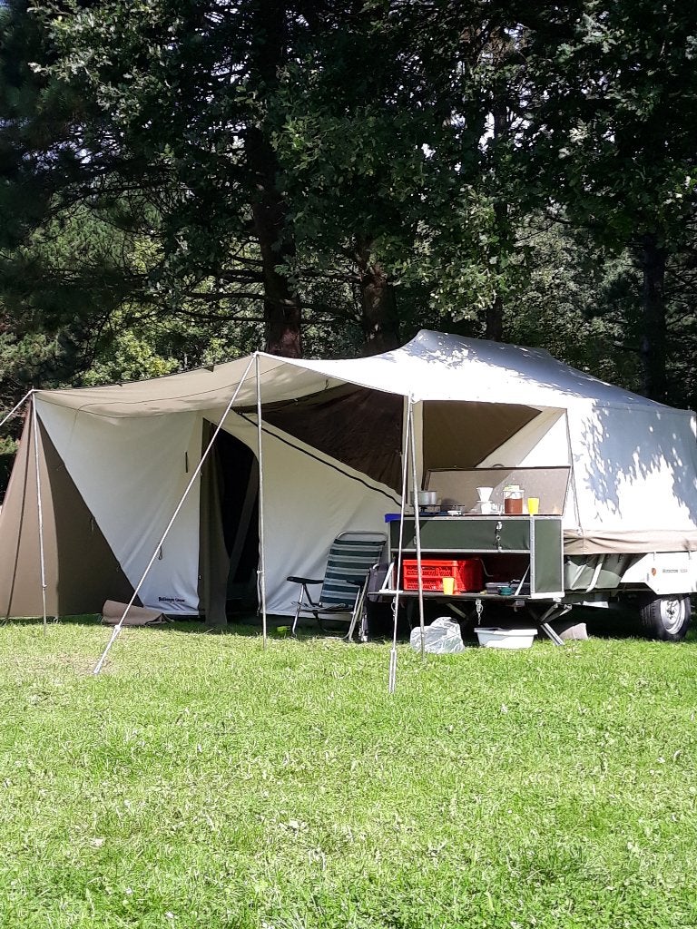 Nette Holtkamper Cocoon, Ophalen, Beige, Tot en met 3, Aanwezig