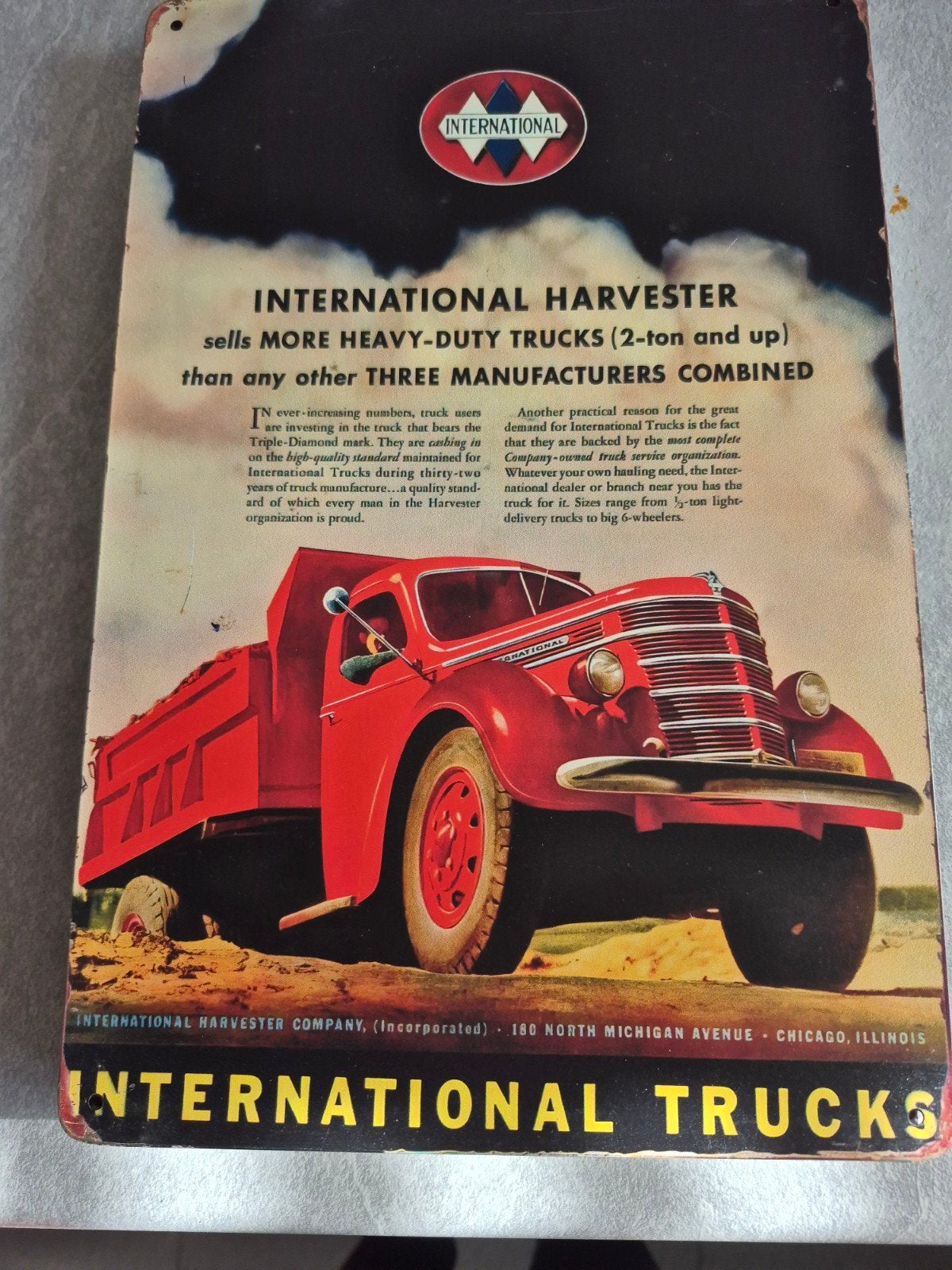 Vintage International Harvester Vrachtwagen Reclame, Ophalen of Verzenden, Gebruikt, Reclamebord