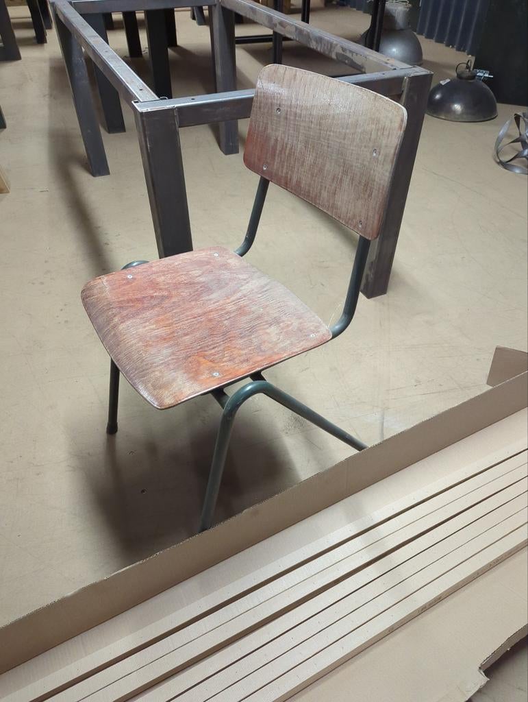 Vintage schoolstoel - Gebruikt 10st, Gebruikt, Overige kleuren, Vintage, Industrieel, Ophalen of Verzenden