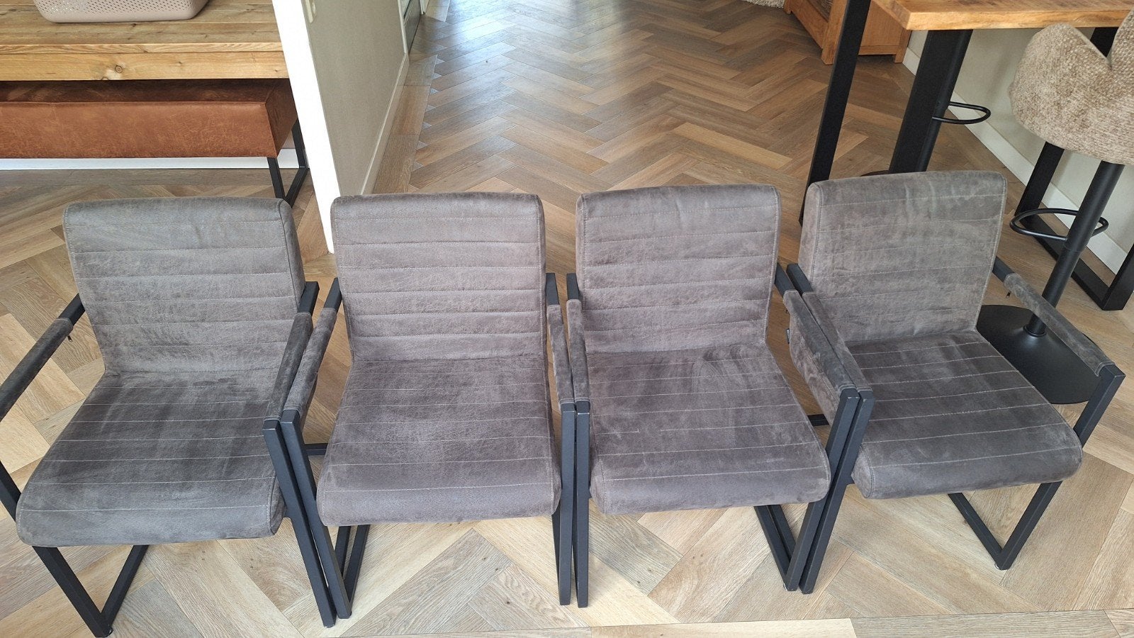 4 BRONX71 eetkamerstoelen, Ophalen, Gebruikt, Metaal, Vier