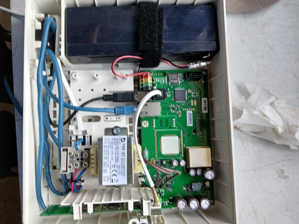 Jablotron JA-100k alarmcentrale, Doe-het-zelf en Verbouw, Alarmsystemen, Detector, Sensor of Melder, Ophalen of Verzenden, Draadloos