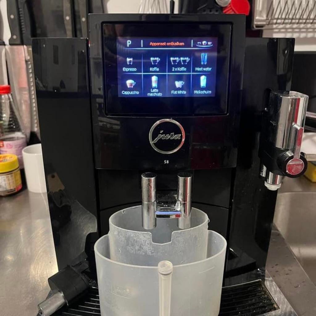 Jura S8, 10 kopjes of meer, Ophalen, Zo goed als nieuw, Koffiemachine