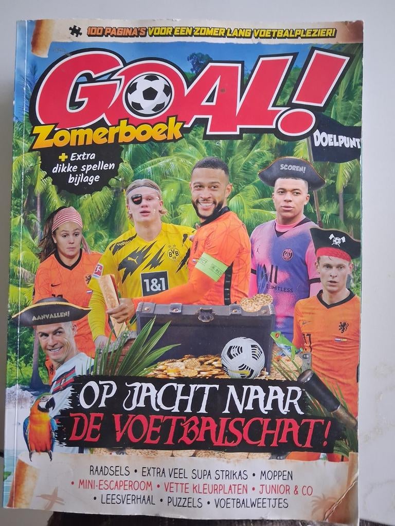 GOAL! Zomerboek - Op jacht naar de voetbal schat!, Ophalen of Verzenden, Zo goed als nieuw, Balsport
