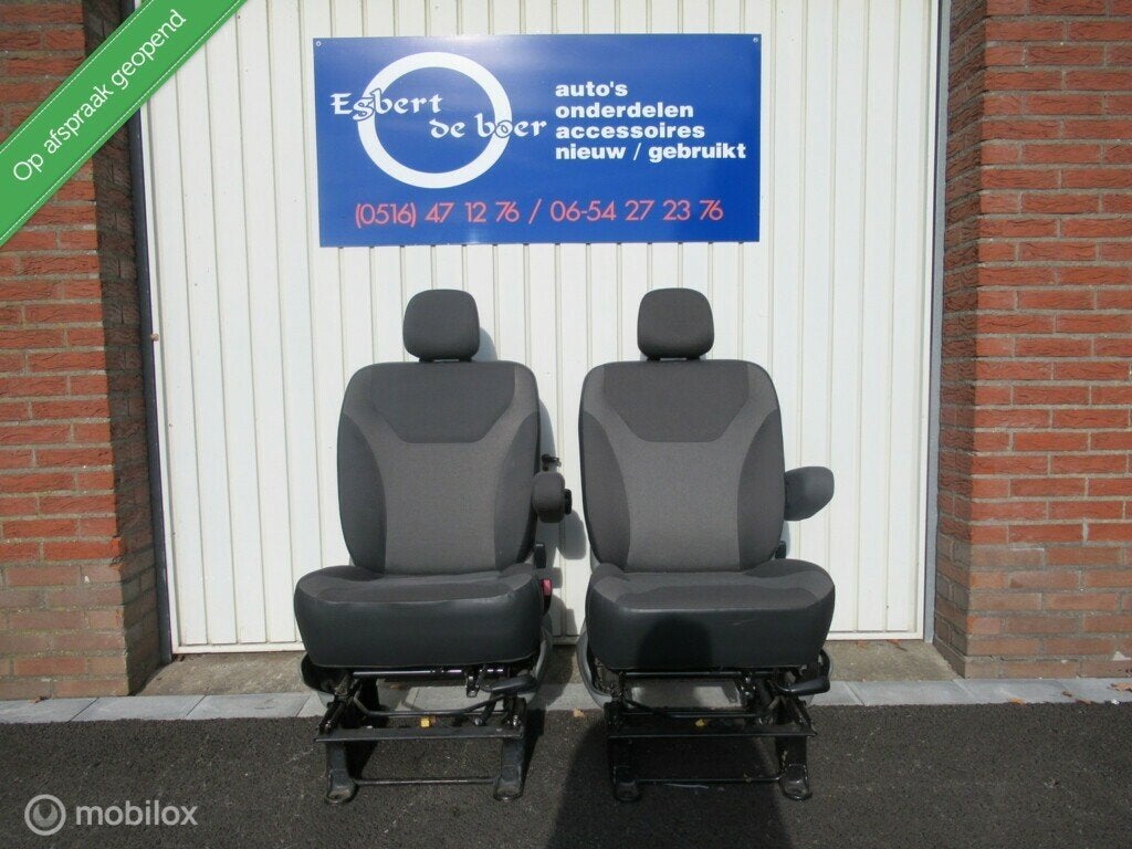 Bestuurdersstoel Bijrijdersstoel Vivaro Trafic Primastar, Auto-onderdelen, Interieur en Bekleding, Gebruikt, Opel, Ophalen of Verzenden