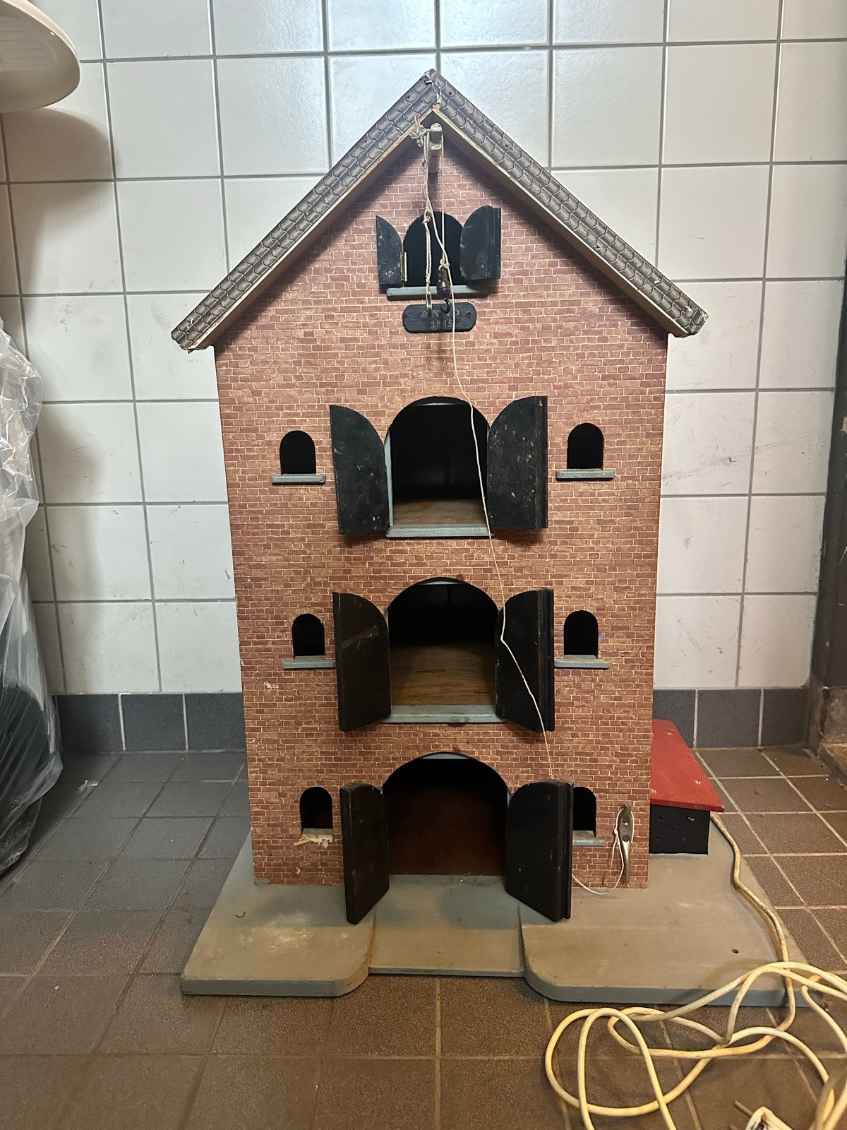Uniek Poppenhuis Grachtenpand met Licht en Luiken, Ophalen, Gebruikt, Poppenhuis