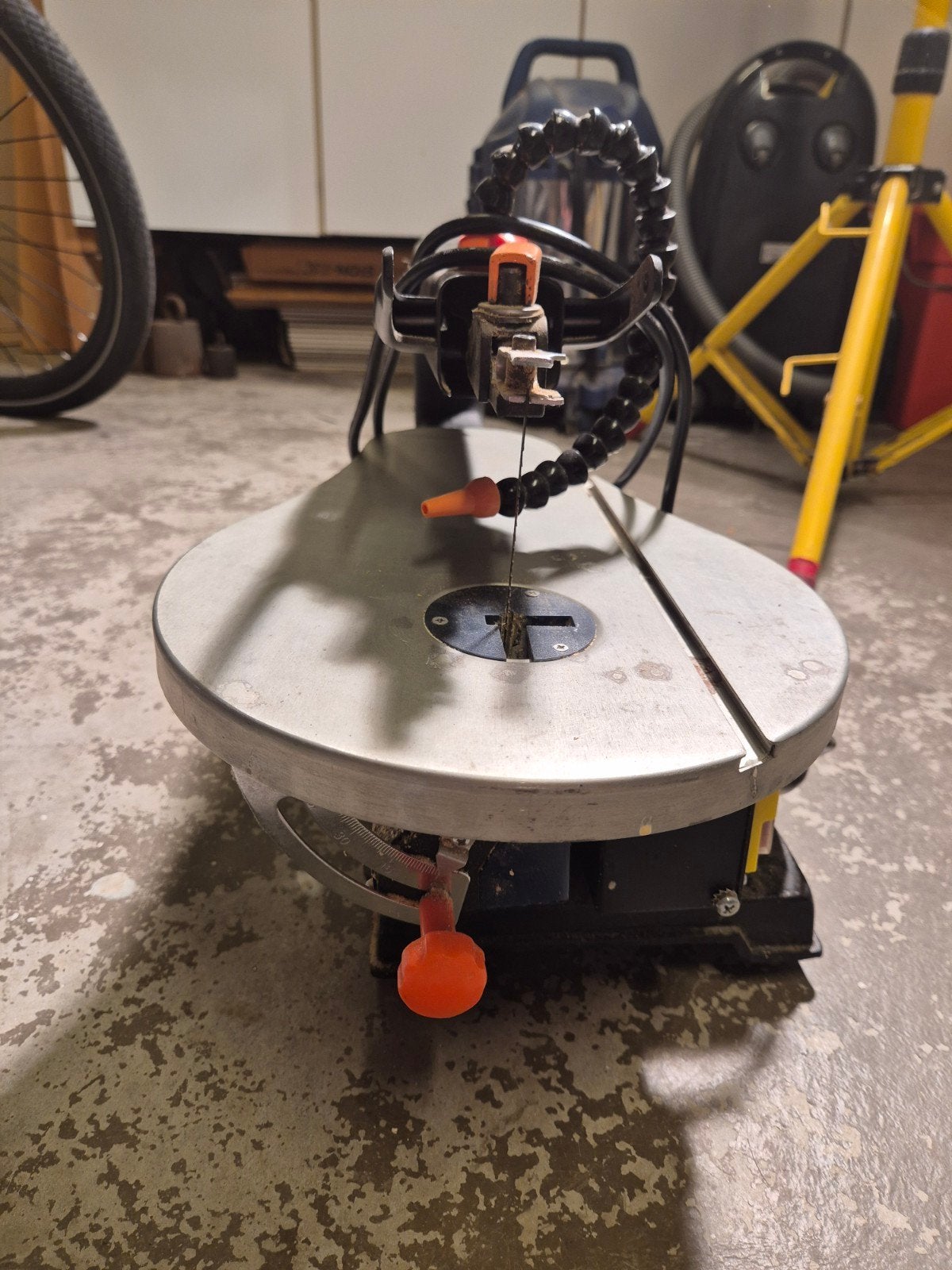 Ferm SSM1005 Figuurzaag - Zo goed als nieuw, Ophalen, Minder dan 30 mm, Figuurzaag, Minder dan 600 watt