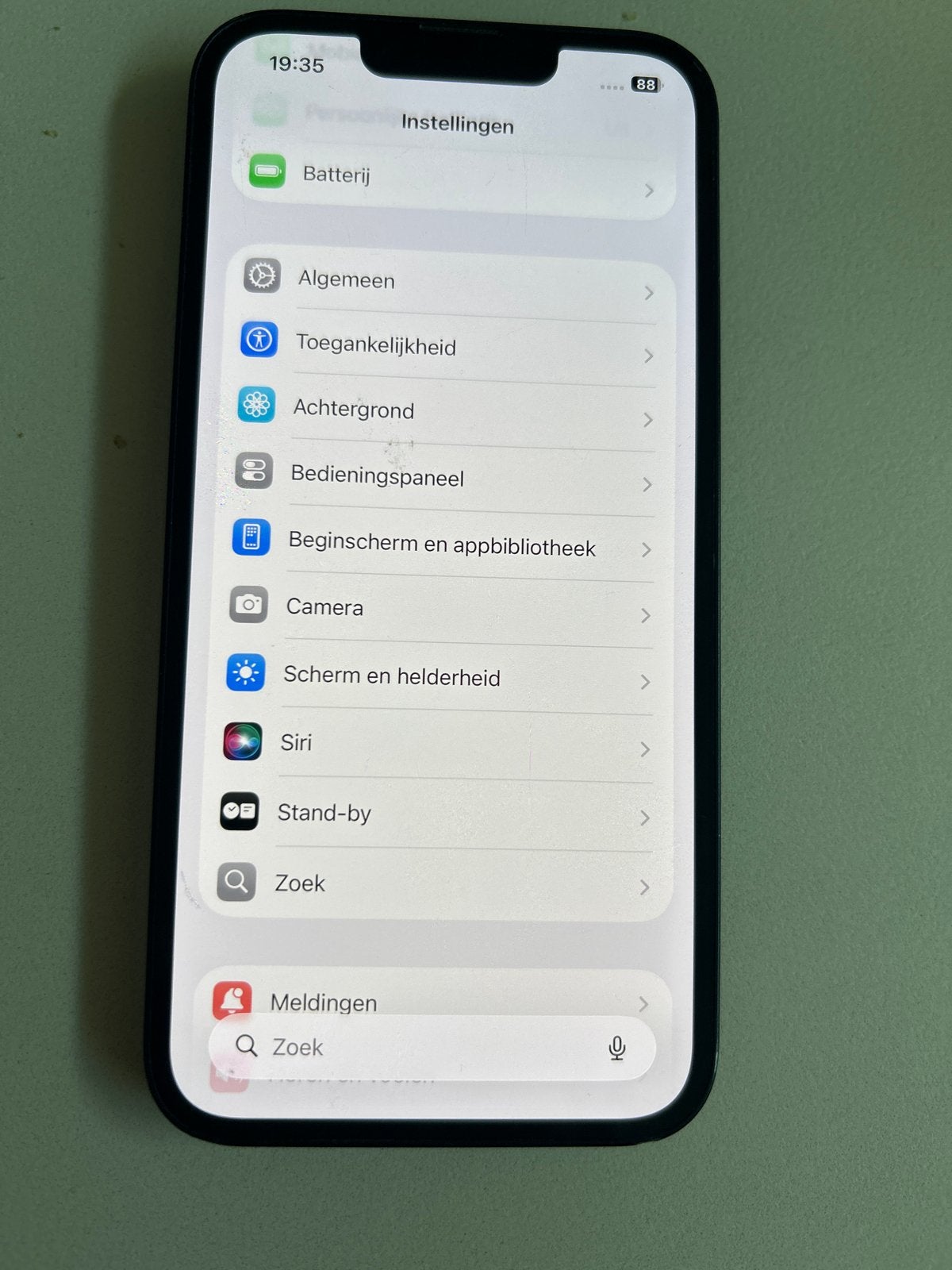 iPhone 13 Achterkant beschadigd, Telecommunicatie, Mobiele telefoons | Apple iPhone, Blauw, IPhone 13, Ophalen of Verzenden, 87 %