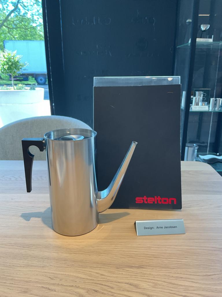 Stelton koffie/thee pot, design Arne Jacobsen, Zilver, Zo goed als nieuw, Metaal, Overige merken