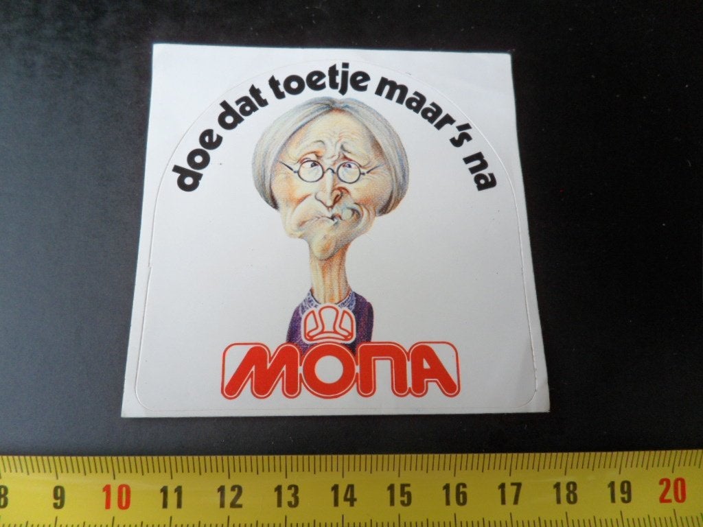 sticker strip MONA doe dat toetje maar 's na, Ophalen, Zo goed als nieuw