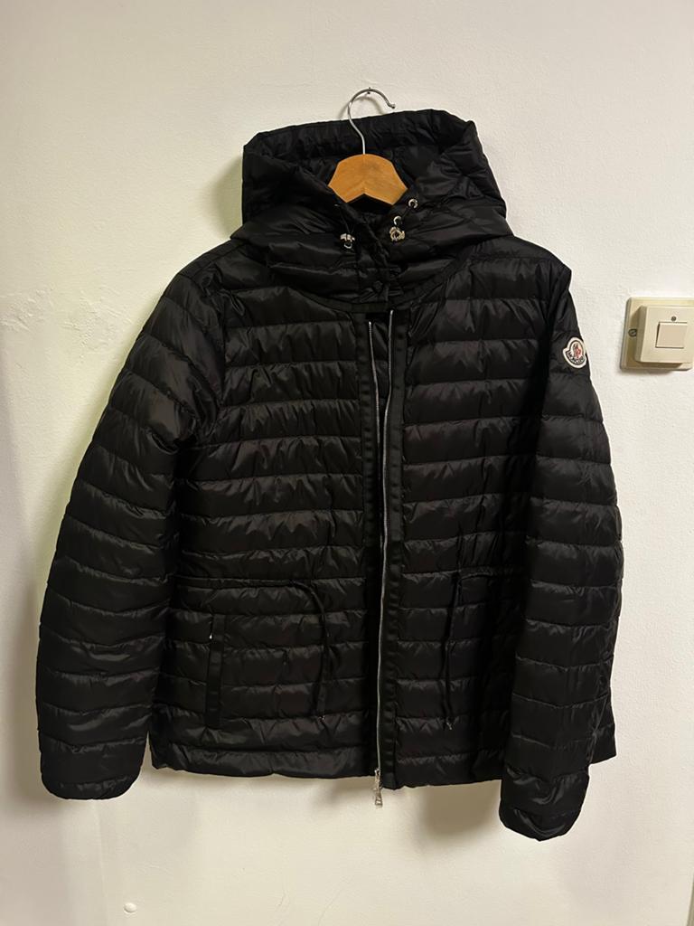 Moncler Zwarte Lichtgewicht Dons Tussenjas Capuchon Nieuw, Kleding | Dames, Ophalen of Verzenden, Zo goed als nieuw, Zwart
