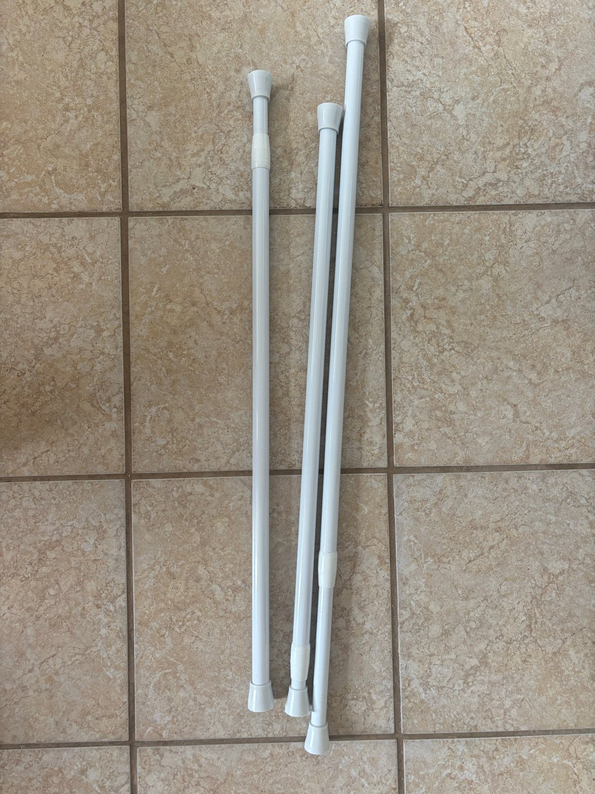 Shower Rods, Huis en Inrichting, Ophalen, Inclusief montageonderdelen, Gebruikt, Wit