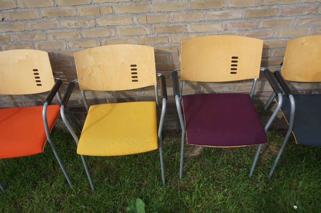 Partij stoelen stapelbare kantoorstoelen vergaderstoelen, Ophalen, Gebruikt, Overige kleuren, Stof