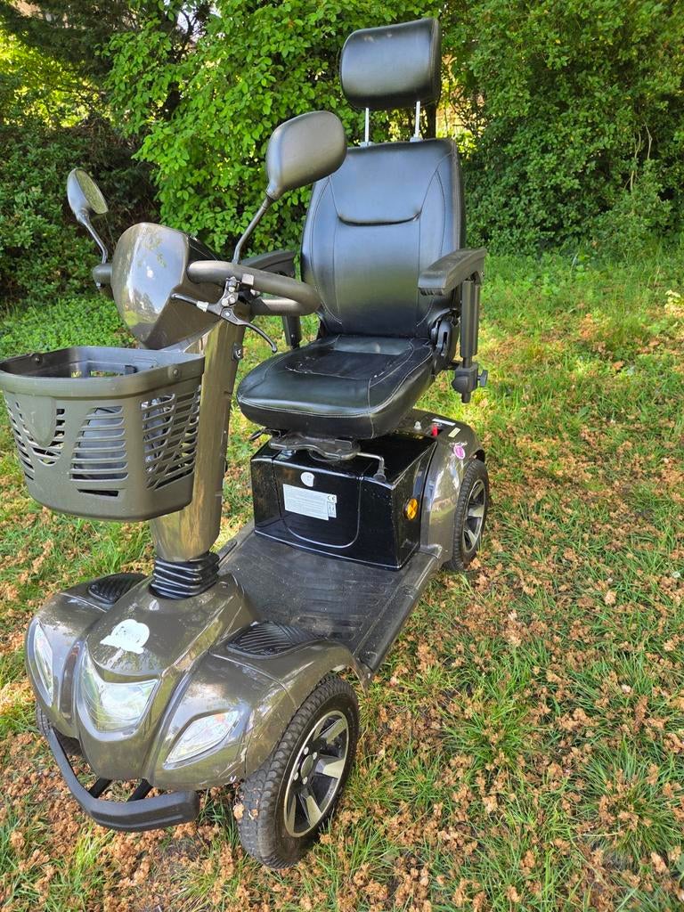 Nette stabiele scootmobiel van Vermeiren type Carpo 4, Diversen, Gebruikt, Ophalen of Verzenden, 36 t/m 45 km, Vermeiren