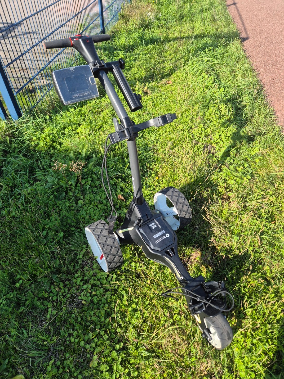 Motocaddy M1 DHC - ultra - elektrische golftrolley + access., Ophalen of Verzenden, Gebruikt, Golfkar, Overige merken