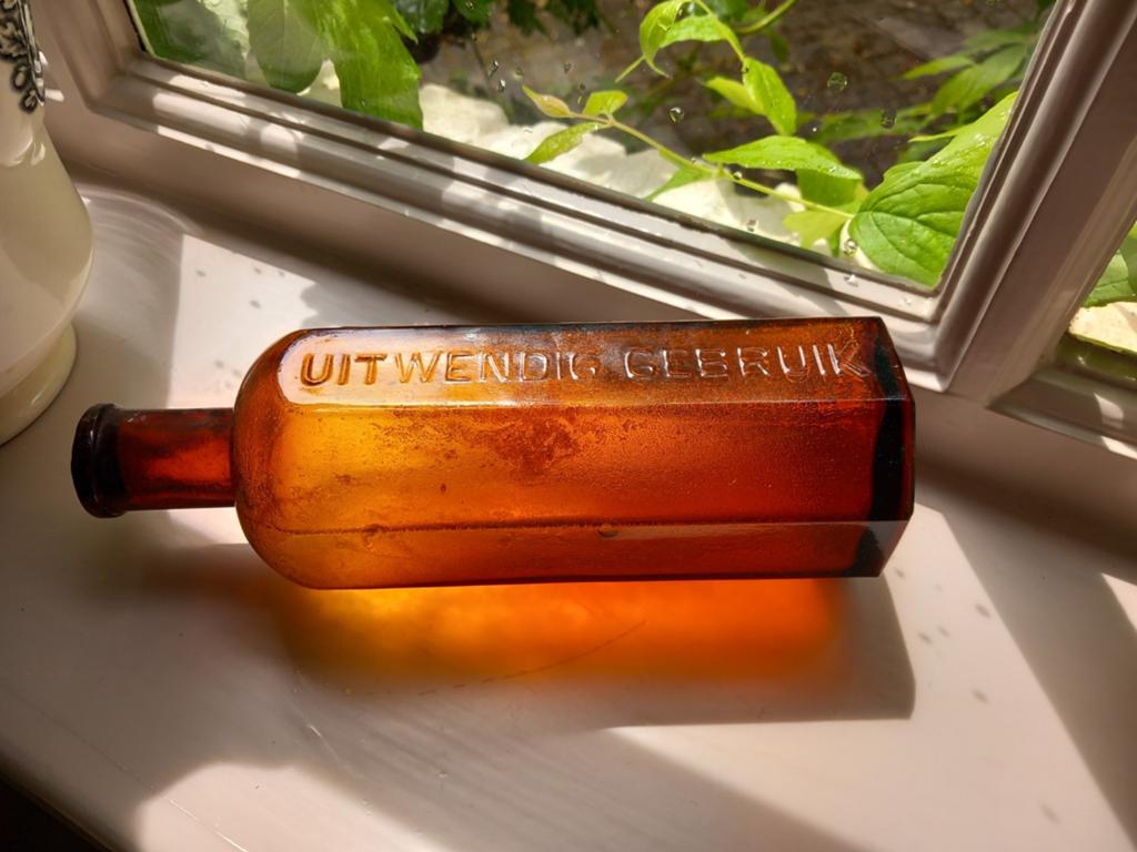 Antieke apothekersfles  bodemvondst, Antiek en Kunst, Antiek | Glas en Kristal, Ophalen of Verzenden