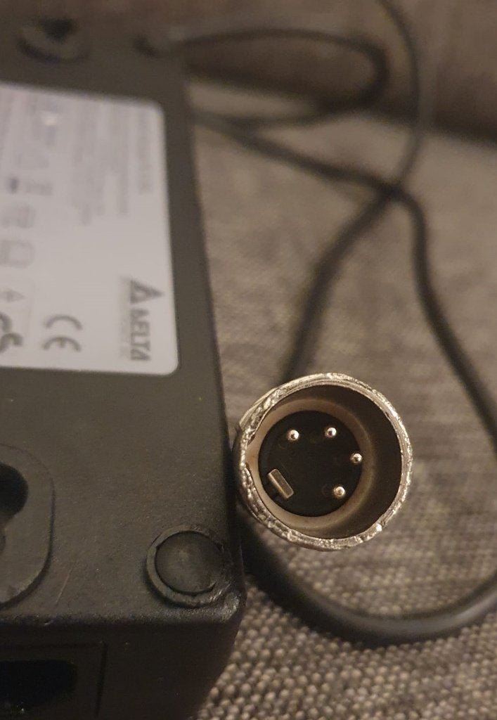 oplader 41,2V - 2A voor elektrische fiets 4 pins, Zo goed als nieuw