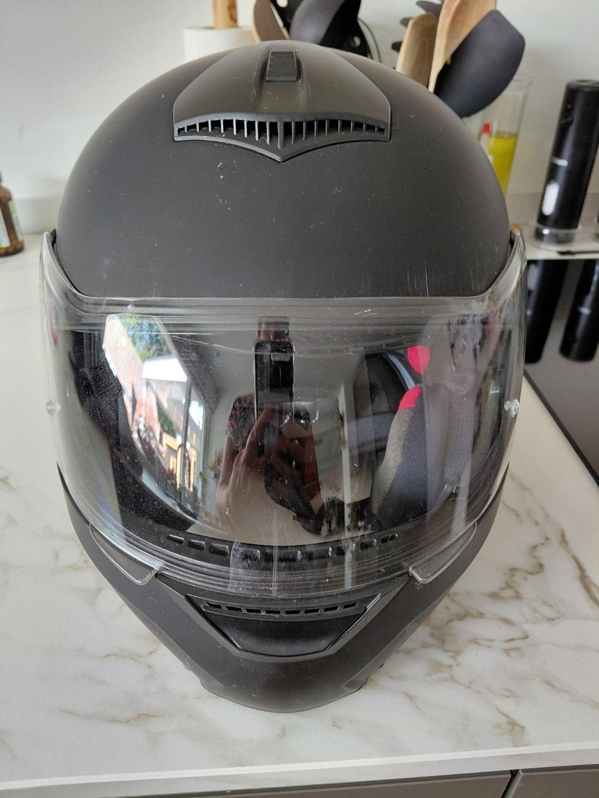 Zwarte motorhelm met zonneklep - Maat L, Motoren, Systeemhelm, Heren, L, Tweedehands