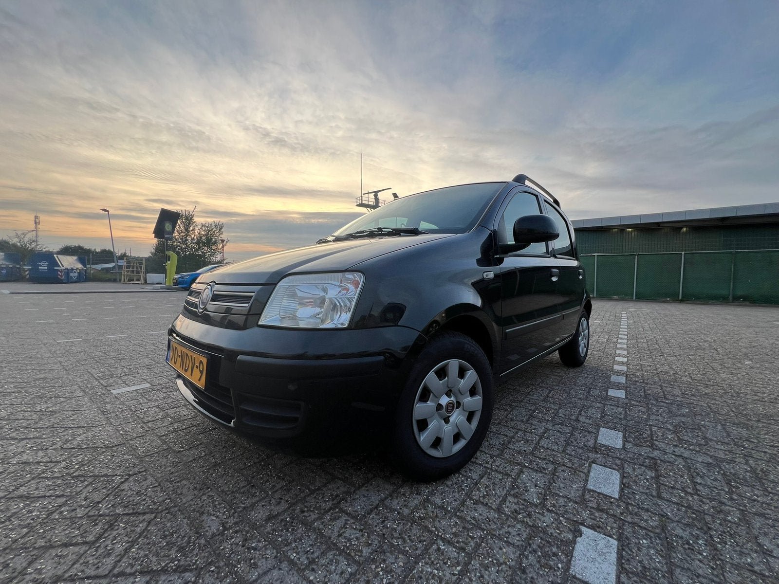 Fiat Panda 1.2 APK 09-2027 | Nieuwe distributieriem & remmen, Auto's, 1242 cc, Apple Carplay, Zwart, Origineel Nederlands