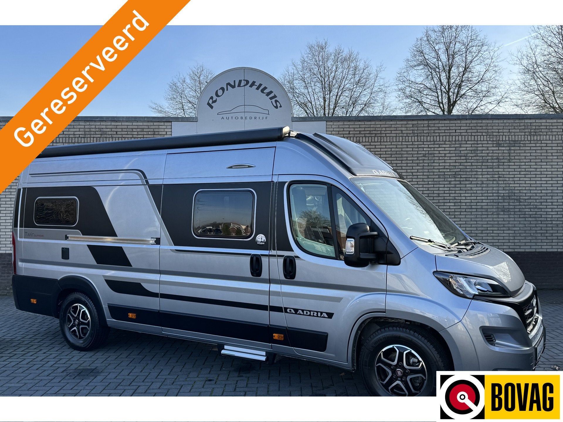 Adria Twin Supreme 640 SGX 180 pk AUTOMAAT 9-Traps Euro6 Fia, Caravans en Kamperen, Campers, Automaat, Buscamper of Camperbus