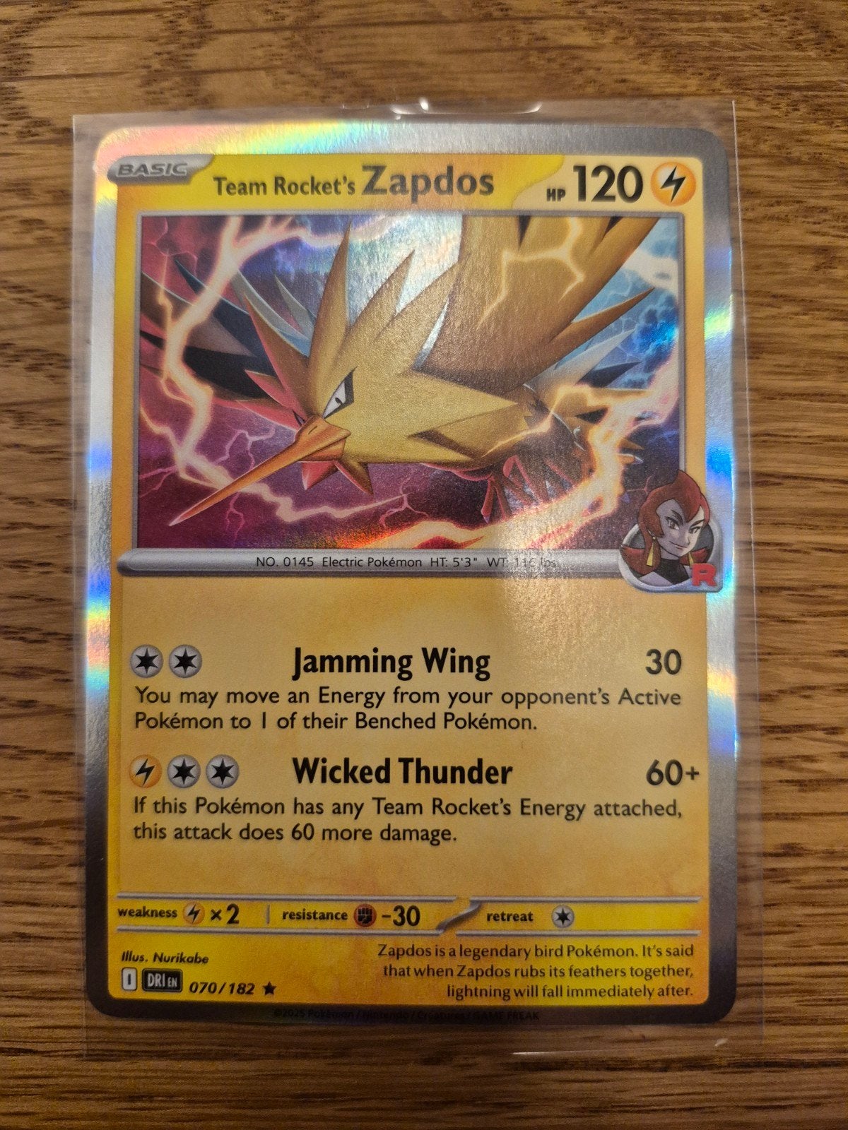Zapdos Destined Rivals 070/182 Holo, Ophalen of Verzenden, Zo goed als nieuw, Losse kaart, Foil