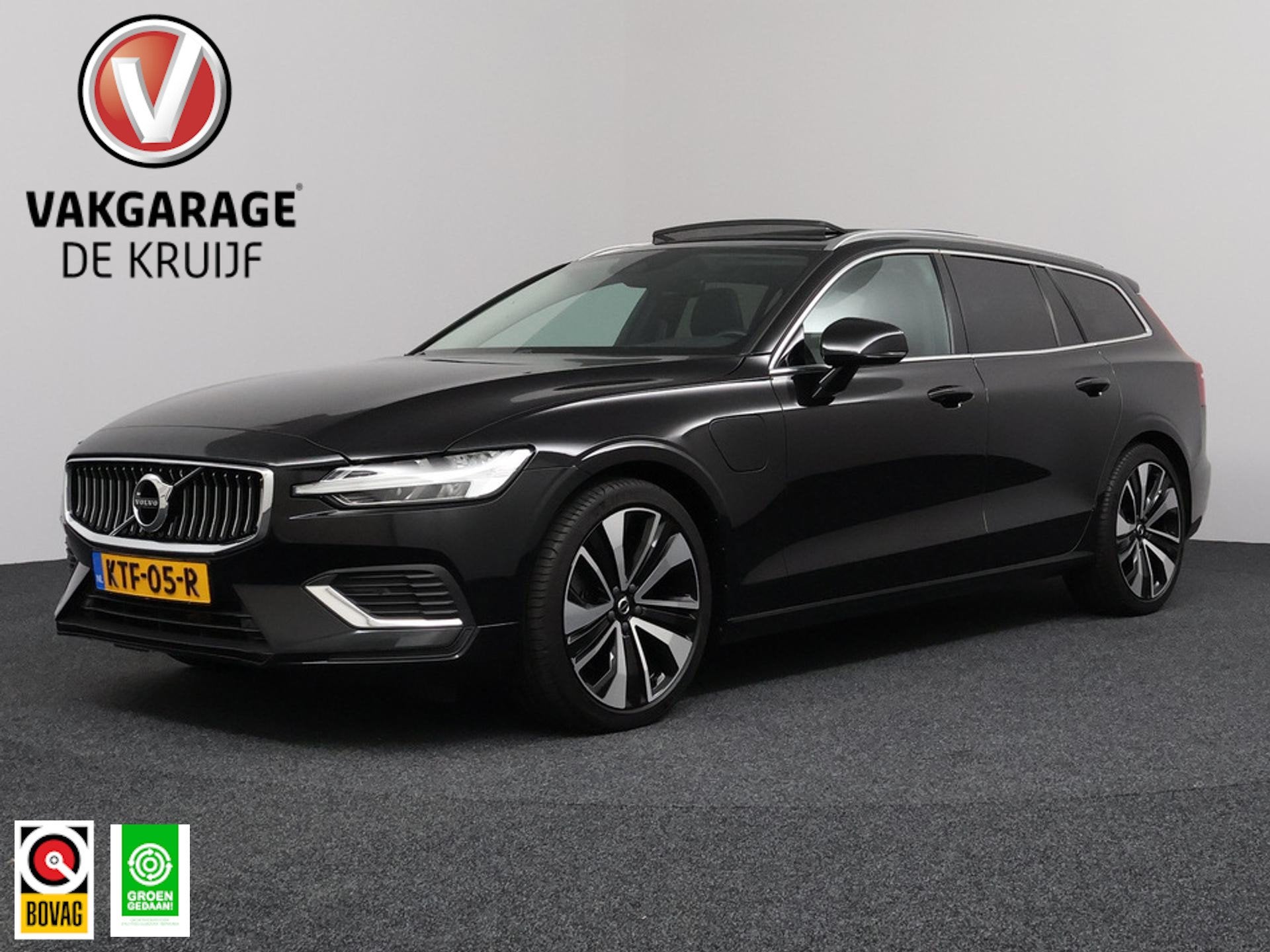 Volvo V60 2.0 T6 Recharge AWD Inscription | AutoPilot | Pano, Auto's, Volvo, Gebruikt, Euro 6, 4 cilinders, Lichtsensor