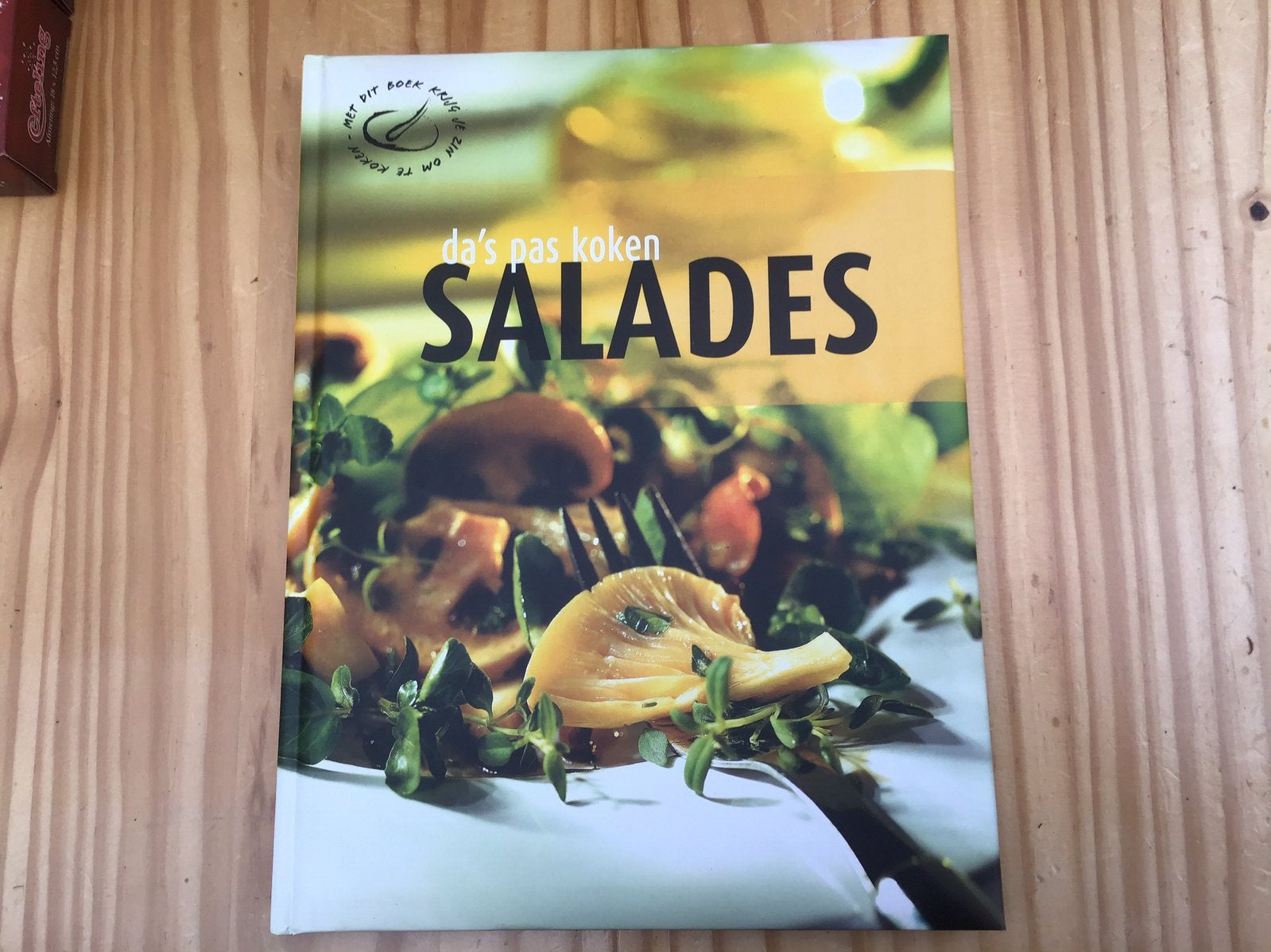 Kookboek,,Salades,,zgan boek,,, Ophalen of Verzenden, Zo goed als nieuw