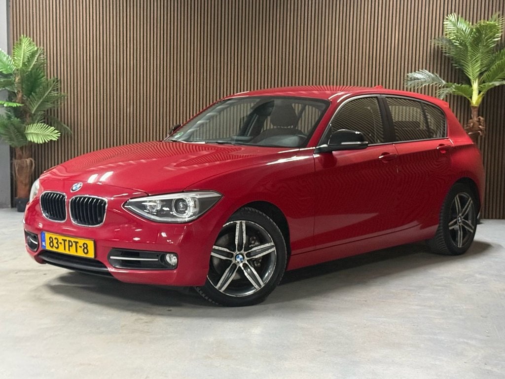 BMW 1-serie 118i Business+ (bj 2012, automaat), Euro 5, Gebruikt, 4 cilinders, 1290 kg