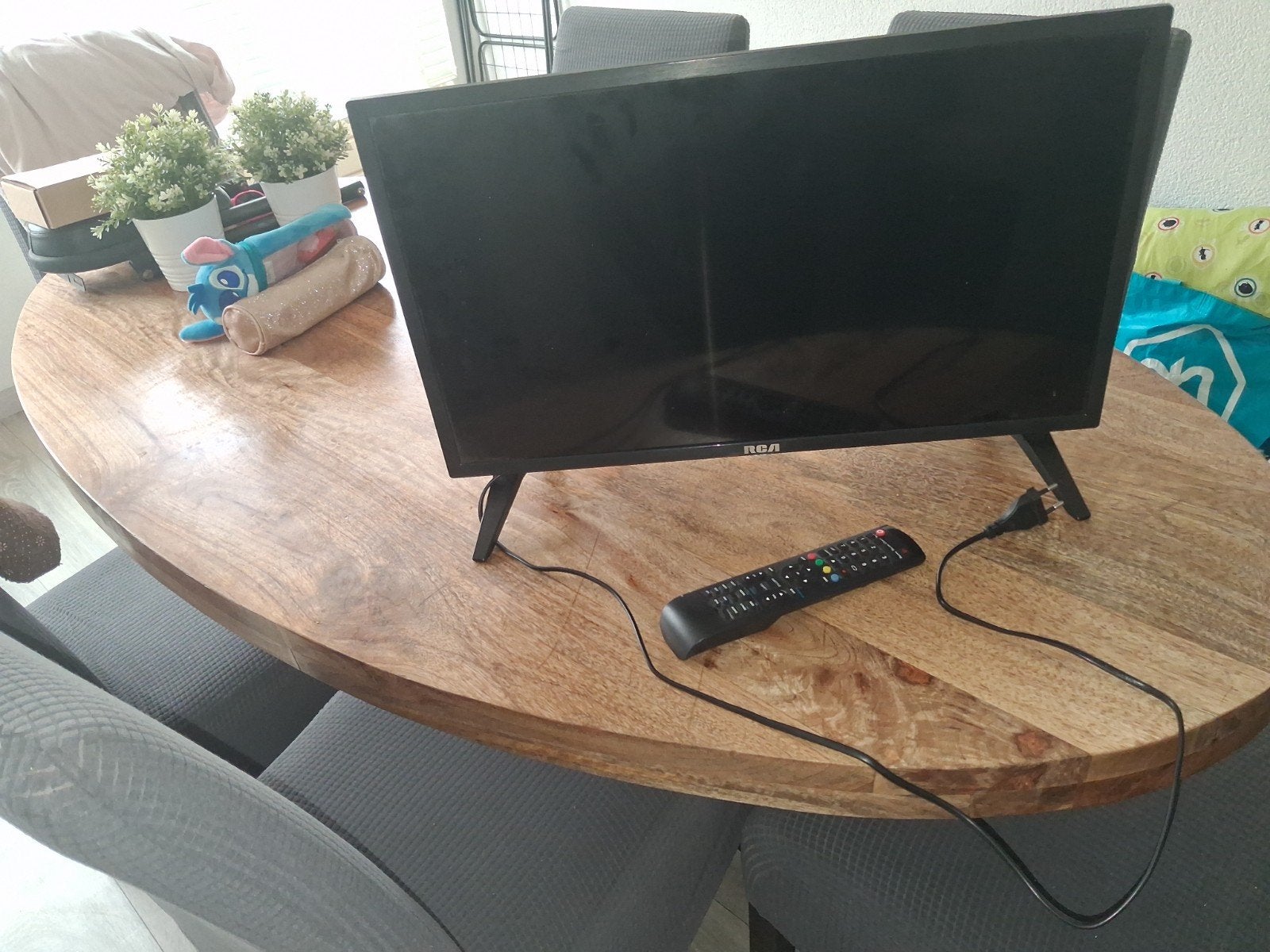 RCA TV met afstandsbediening - zo goed als nieuw, Audio, Tv en Foto, Overige merken, LED, 50 Hz, HD Ready (720p)