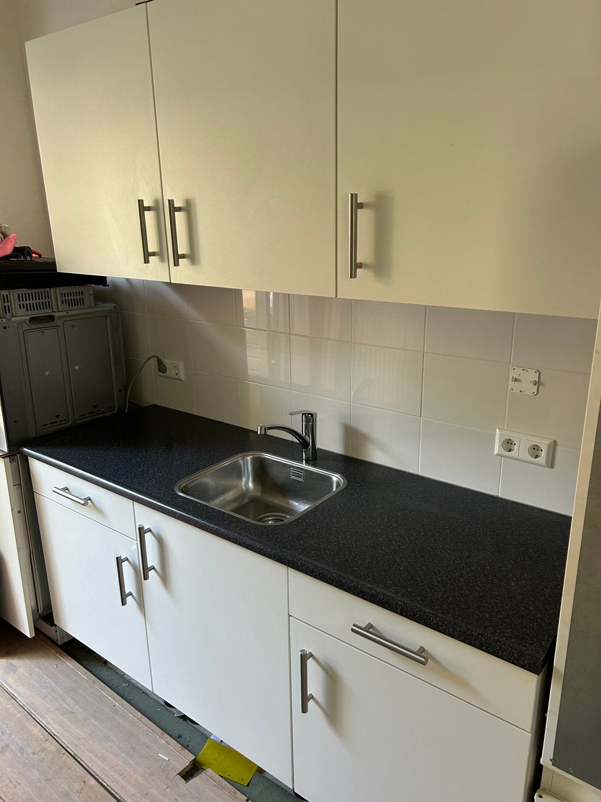 Zo goed als nieuwe keuken met boven- en onderkastjes, Huis en Inrichting, Keuken | Complete keukens, Ophalen, Wit, Enkelwandige keuken