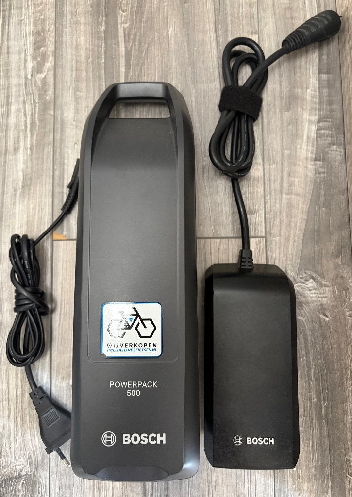 Battery and charger for e-bike Stella.