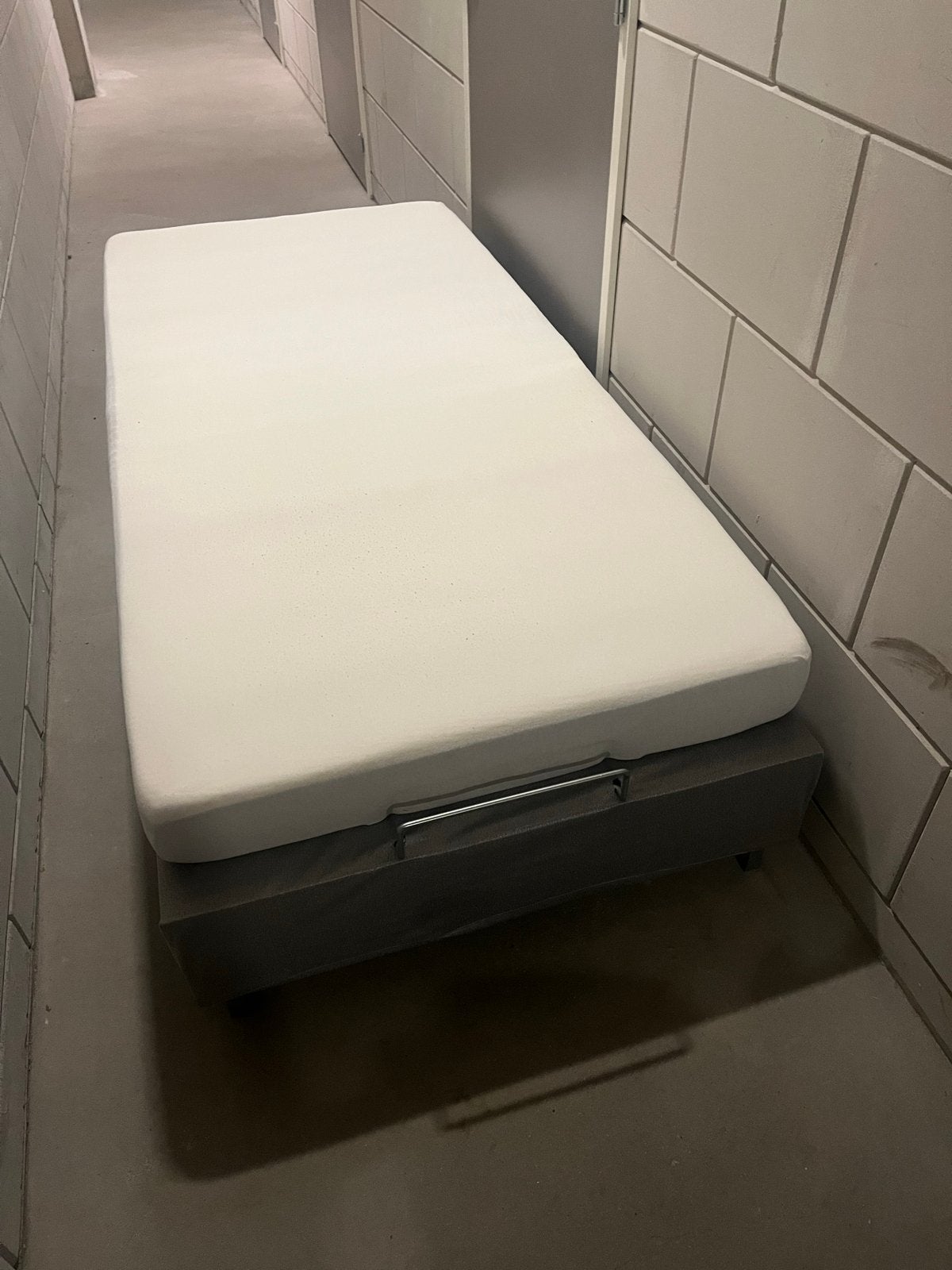 Vouwbed logeerbed Olsen Beterbed, Huis en Inrichting, Slaapkamer | Bedden, Ophalen, Eenpersoons, Hout