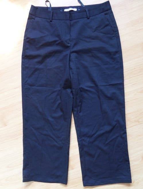 Nette 3/4 zwarte pantalon maat 36 met een lichte glans, Kleding | Dames, Zwart, Ophalen of Verzenden, Zo goed als nieuw, Driekwart