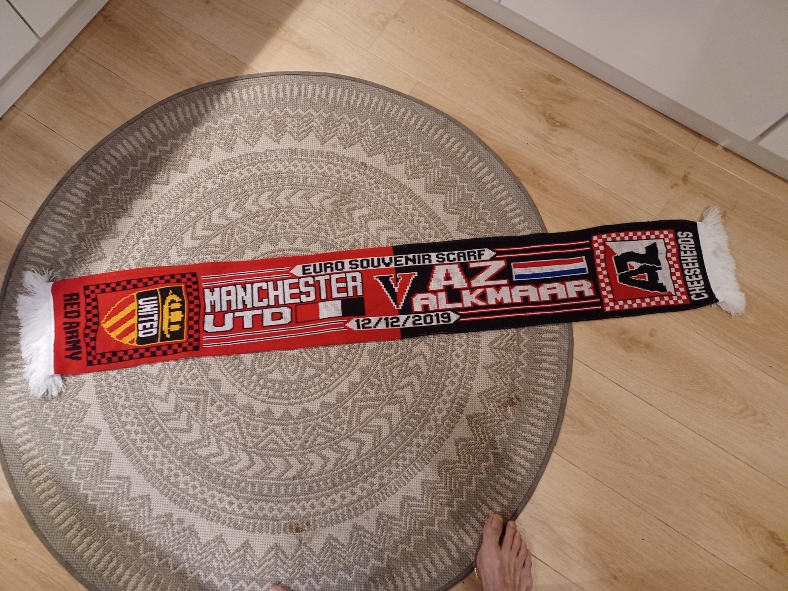 AZ Voetbalsjaal / AZ - Manchester United 2019, Verzamelen, Ophalen of Verzenden, Zo goed als nieuw, AZ, Vaantje of Sjaal