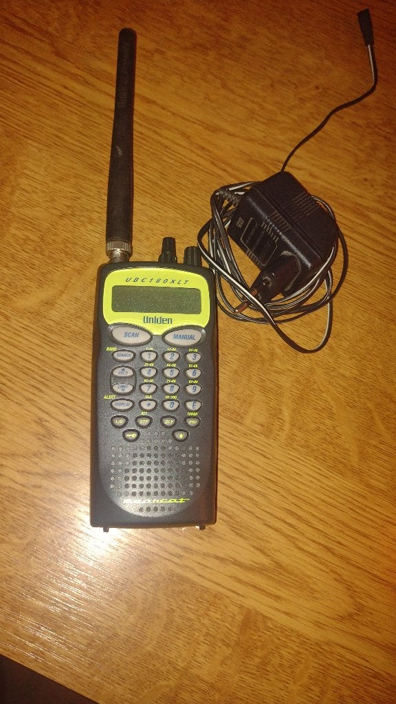 nette scanner ubc180, Telecommunicatie, Ophalen of Verzenden, Zo goed als nieuw, 30 tot 200 kanalen