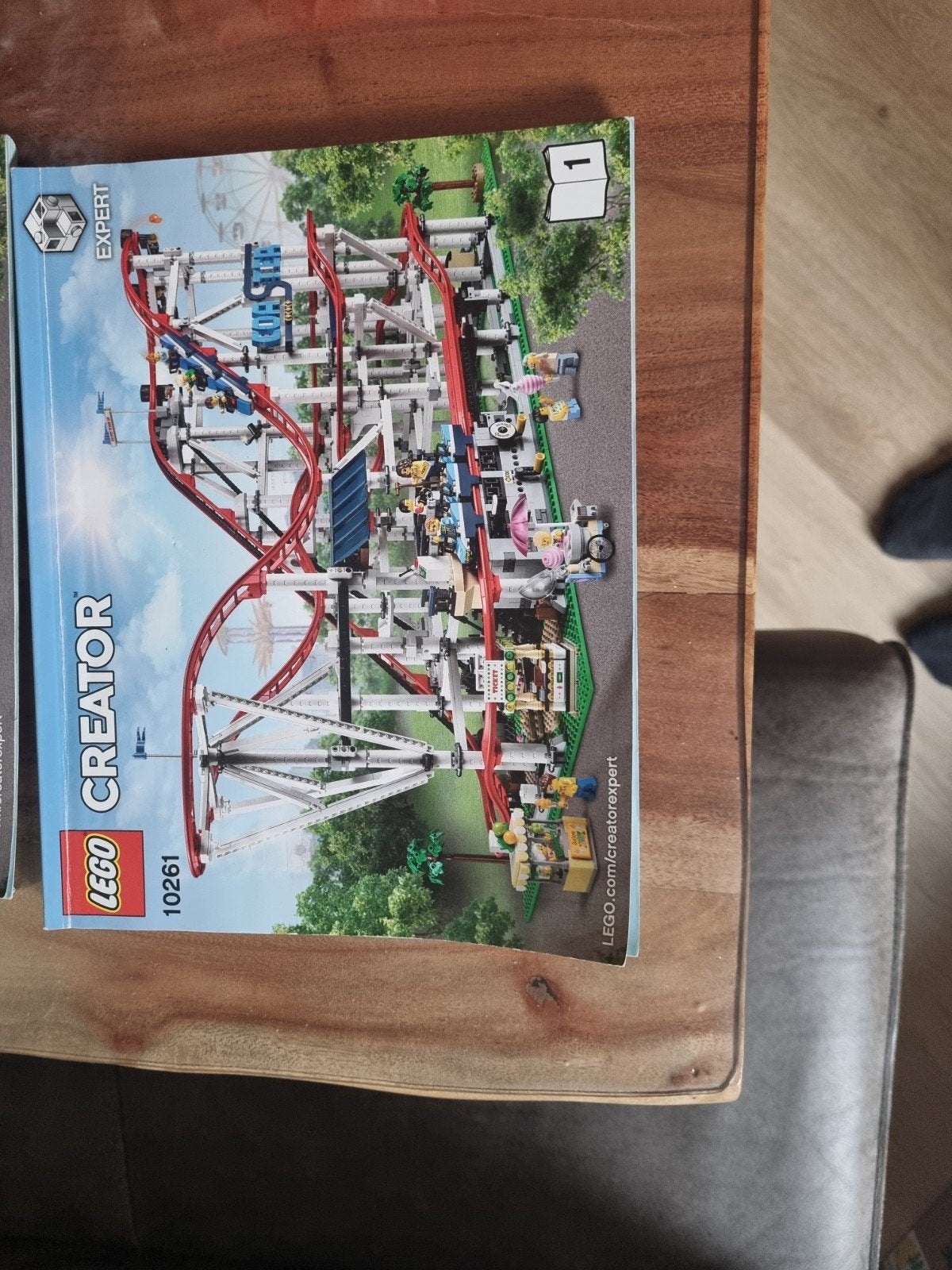 LEGO Creator Expert 10261 Achtbaan - Zo goed als nieuw, Kinderen en Baby's, Speelgoed | Duplo en Lego, Lego, Ophalen of Verzenden