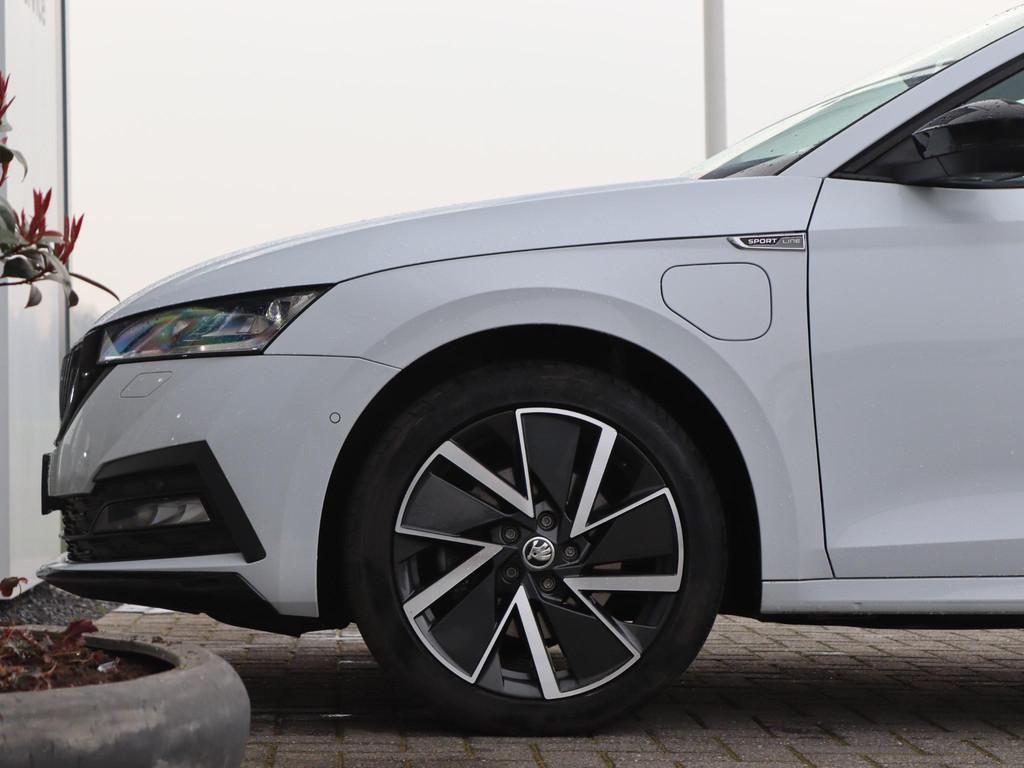 Skoda Octavia Combi 1.4 TSI 204 pk DSG iV PHEV Sportline Bus, 1556 kg, Stof, Gebruikt, Euro 6