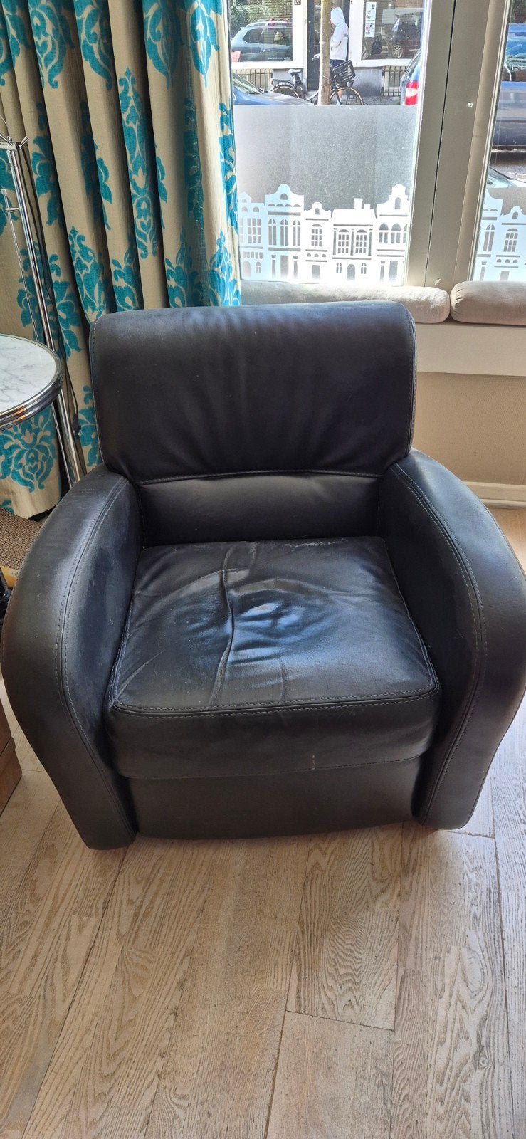 Riviera Maison zwart lederen fauteuil, Ophalen, Gebruikt, 75 tot 100 cm, Leer