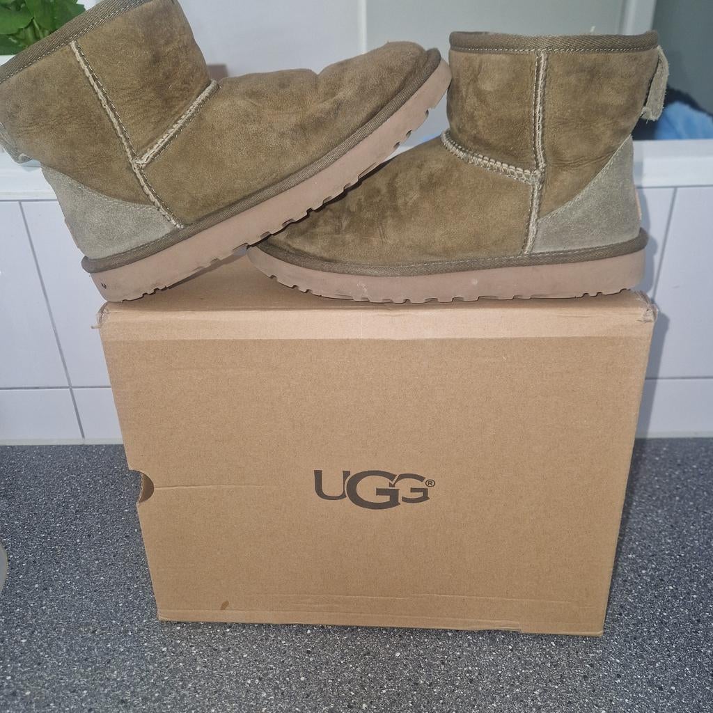 Uggs, Ophalen of Verzenden
