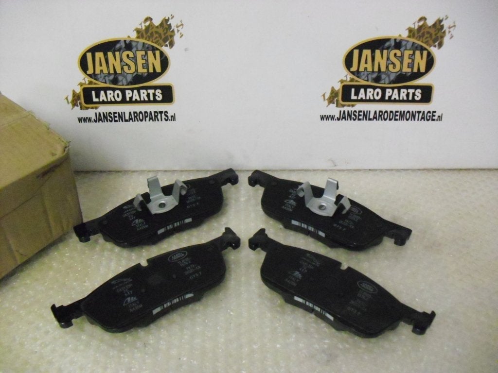 Jaguar E-pace remblokken set voorzijde 17" schijven C2C41984, Admin@jansenlaroparts.nl, Nieuw, Ophalen of Verzenden, Groenstraat 31B