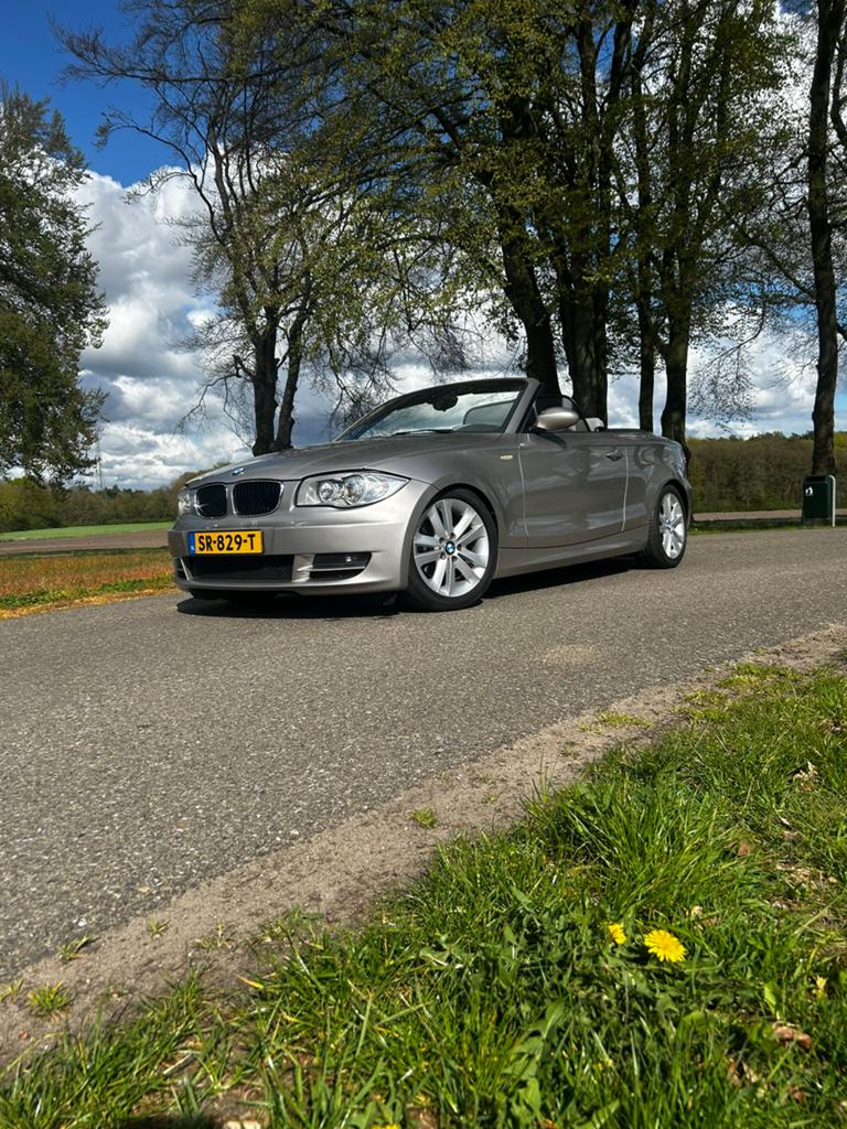 BMW 1-Serie 2.0 118I Cabrio 2008 Grijs, 1995 cc, Beige, Cabriolet, 4 stoelen