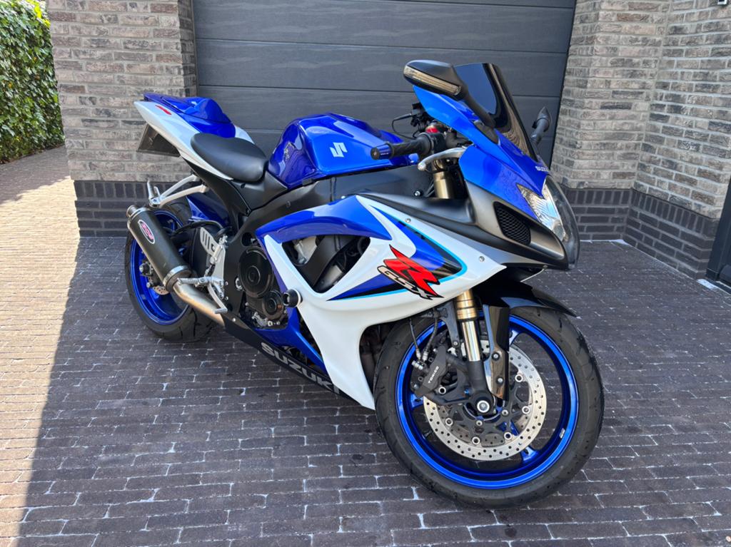 Suzuki GSX R600 K7 uit 2007, Sportuitlaat, 4 cilinders, Motorrijbewijs A, Gebruikt