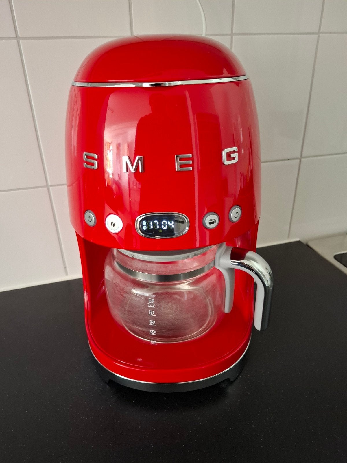 SMEG koffiezetapparaat rood, 10 kopjes of meer, Koffiemachine, Gemalen koffie, Ophalen of Verzenden