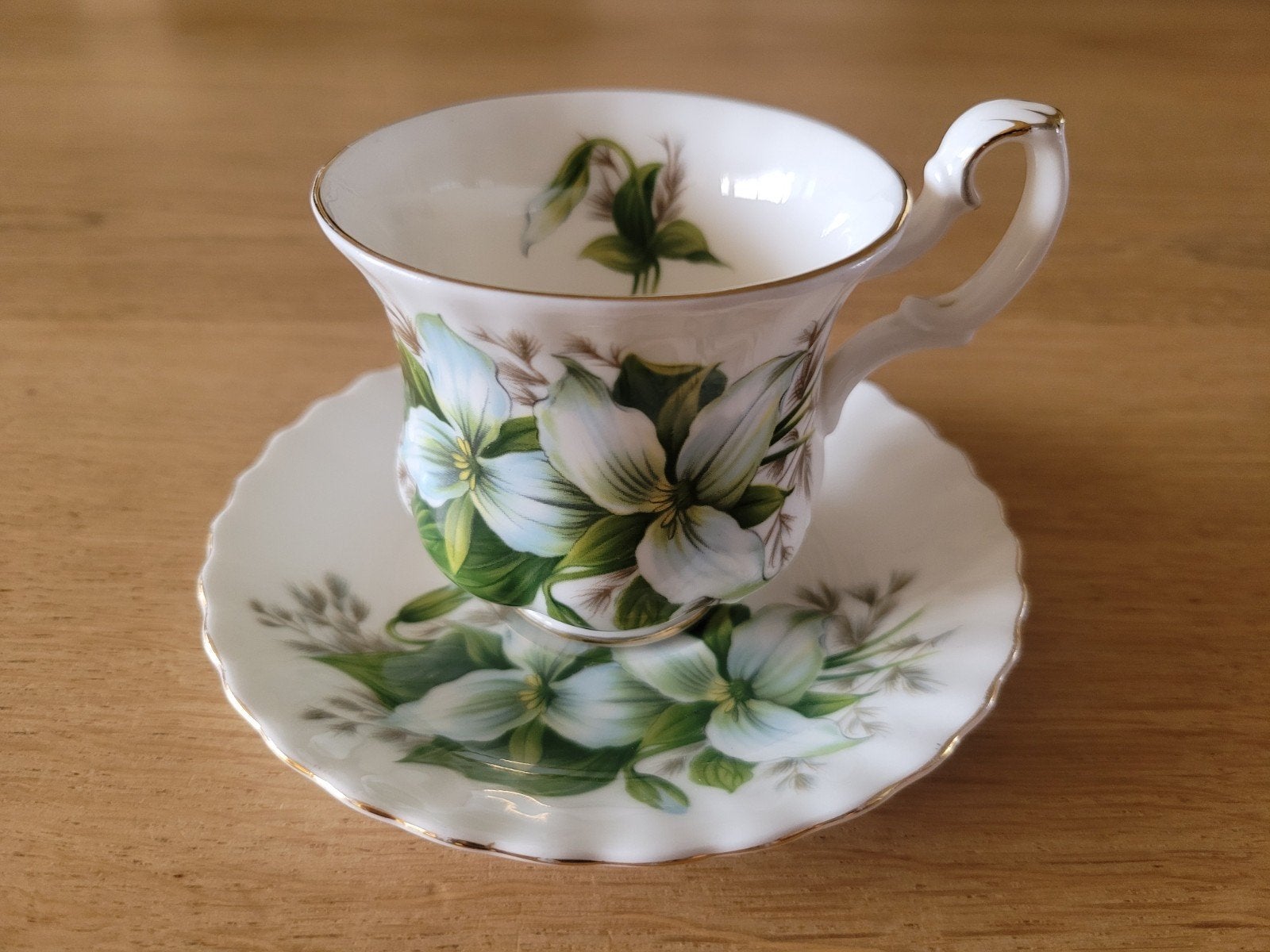 ROYAL ALBERT "TRILLIUM", dames kop en schotel, IZGS!!!, Ophalen of Verzenden