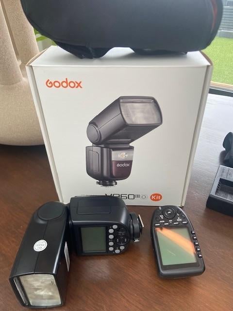Godox V860 MK3 set met inclusief Godox Softbox en klem, Ophalen of Verzenden, Zo goed als nieuw, Overige merken