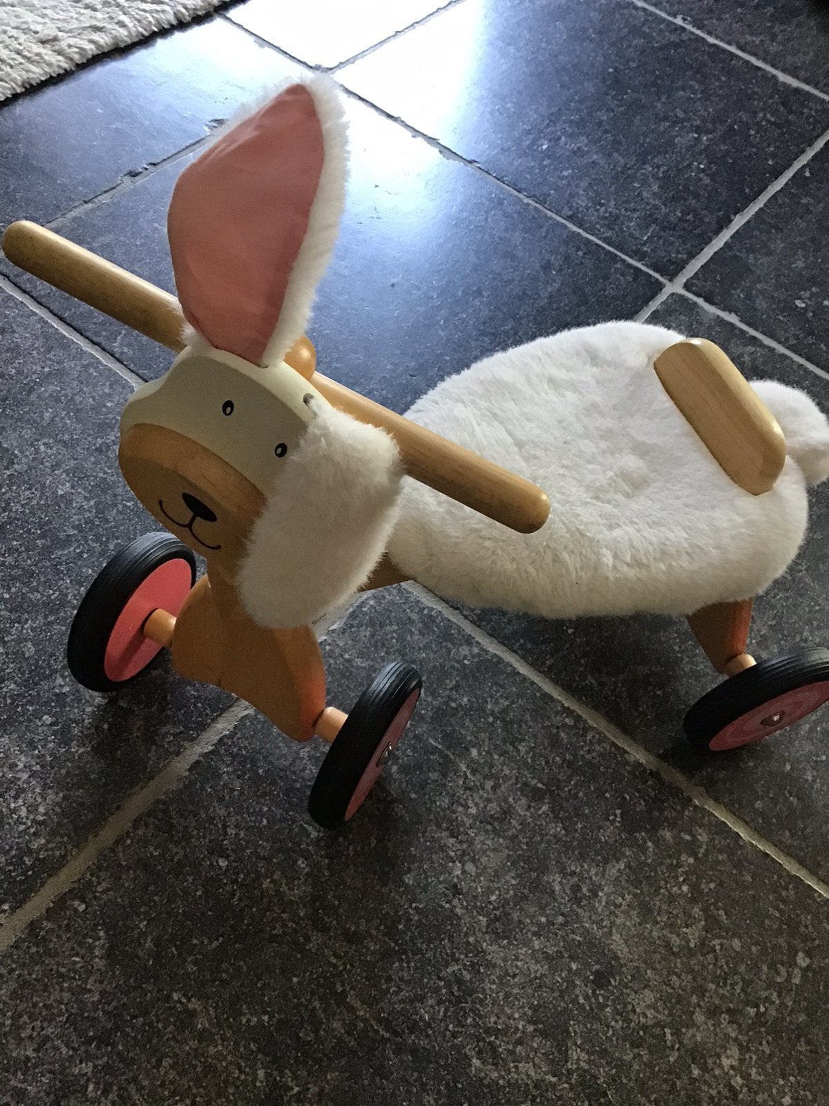 Loopfiets konijn, Ophalen, Zo goed als nieuw