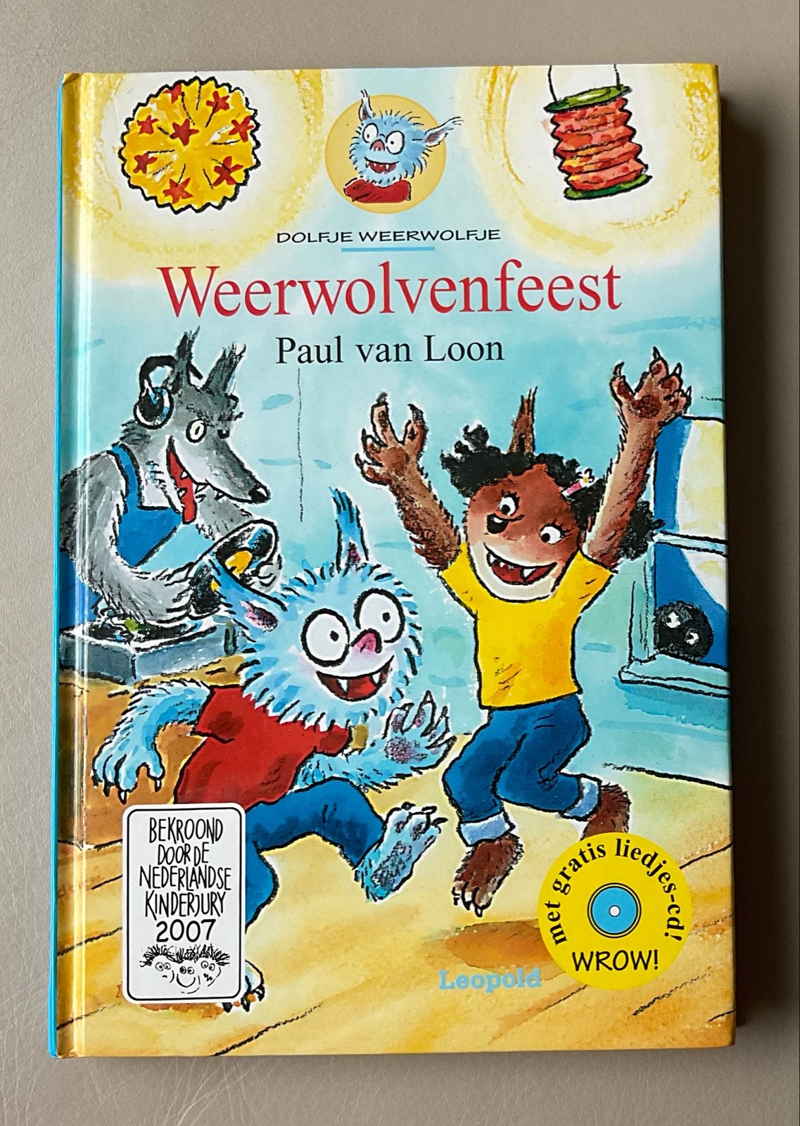 Dolfje Weerwolfje - Weerwolvenfeest (incl. CD), Boeken, Ophalen of Verzenden, Zo goed als nieuw, Fictie algemeen