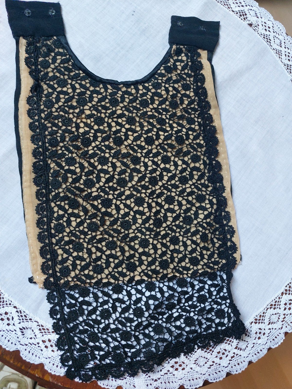 Vintage Zwart kanten jabot, Ophalen of Verzenden