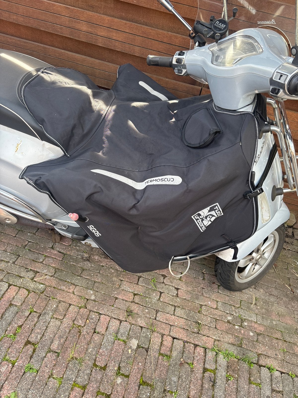 Tucano Urbano Termoscud beenkleed voor scooter, Fietsen en Brommers, Ophalen, Gebruikt, Overige typen