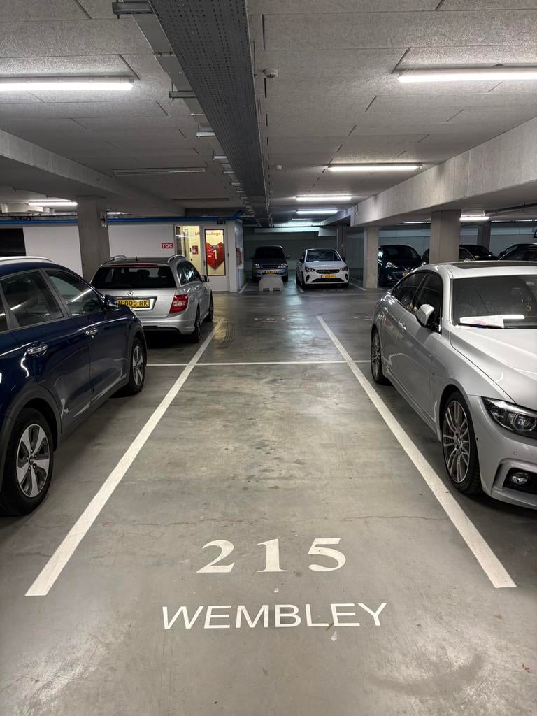 Parking Amsterdam West, Huizen en Kamers, Garages en Parkeerplaatsen, Amsterdam