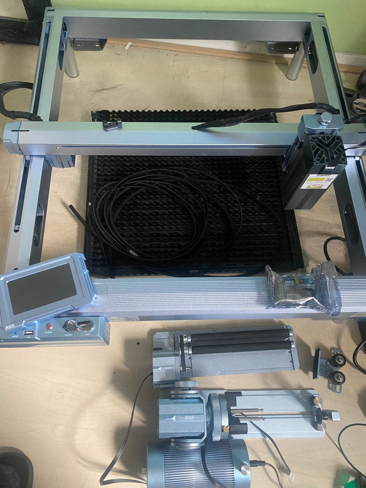 Ikier pro max 24W diode en Ikier pro max 2W infrarood, Ophalen, Gebruikt